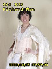 ../25w-richard/25w-richard-225220._4256366.001828t.jpg